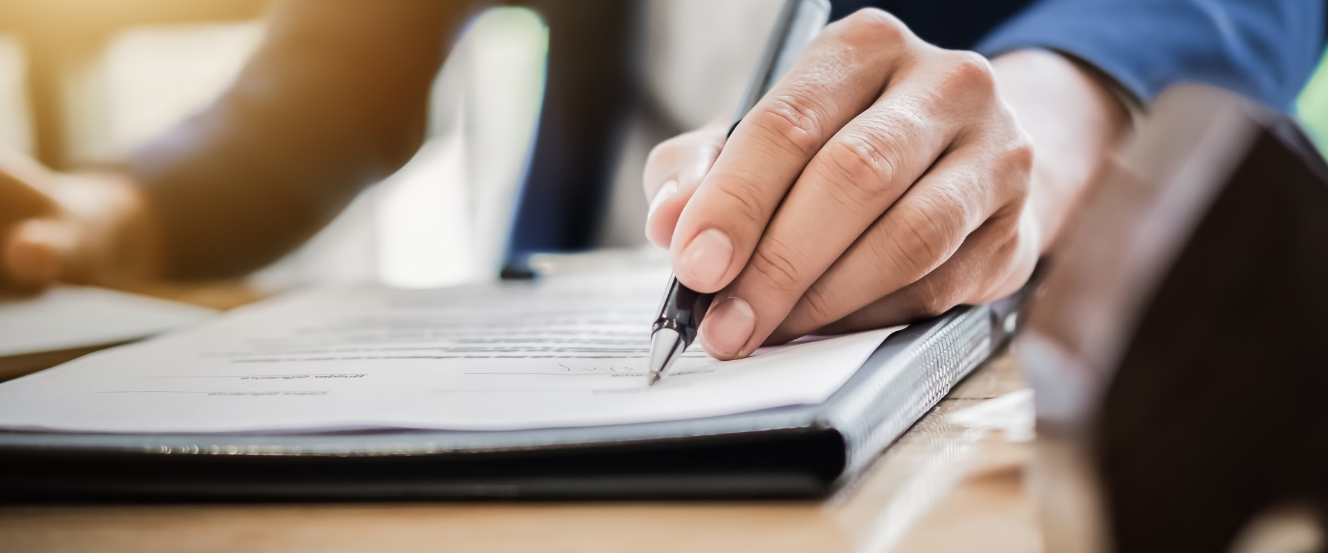 The Pros and Cons of Contractual Maintenance Agreements: An Expert's Perspective
